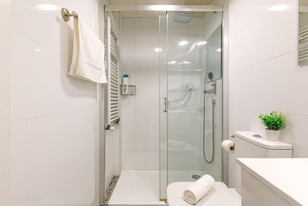 Moderno Apartamento Con Ac En Lorenzo Casanova Alicante Exterior foto
